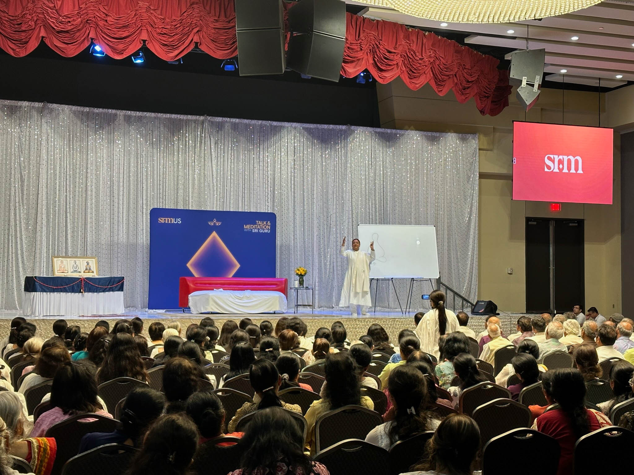 A Glimpse of Sri Guru’s USA Dharma Yatra 2023