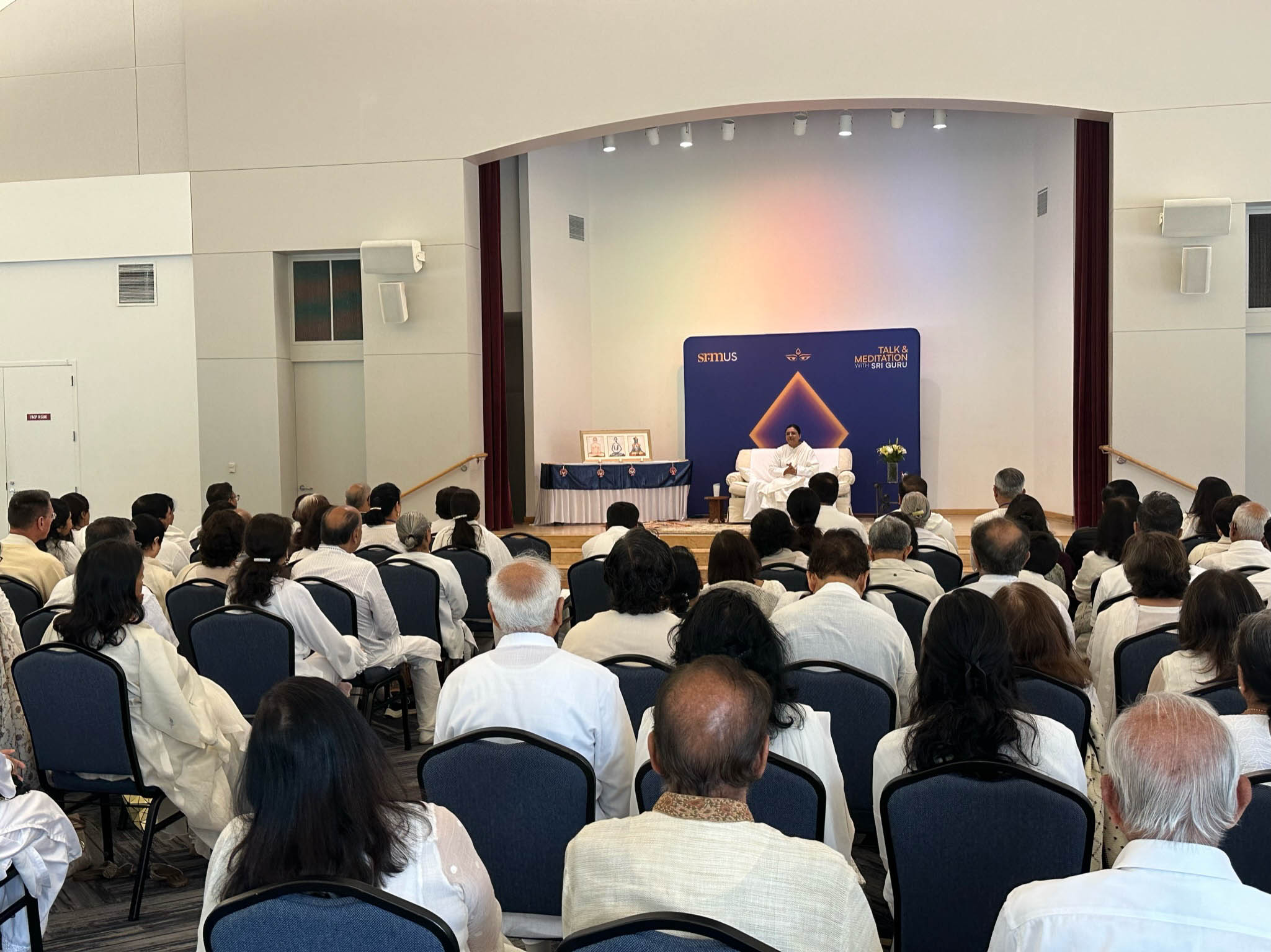 A Glimpse of Sri Guru’s USA Dharma Yatra 2023